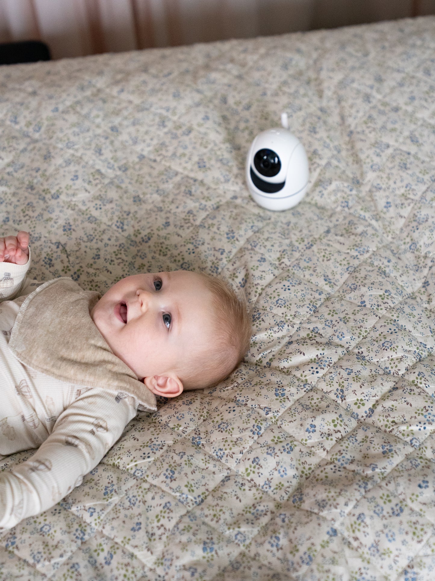 HD Babymonitor med 5" Skærm